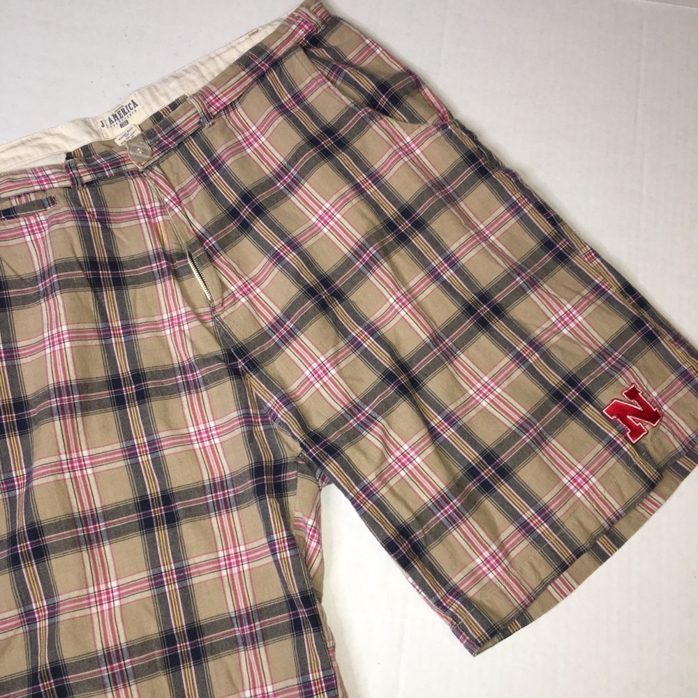 J‎ America Nebraska shorts XL plaid 100% Cotton (H)